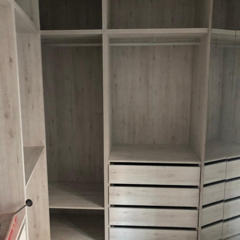 Vestidor de madera
